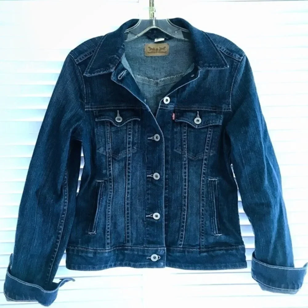 Vintage Levis Denim Jacket Women's Small Blue Ombre - Picture 6 of 13
